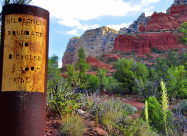 Sedona Hiking Trail Post